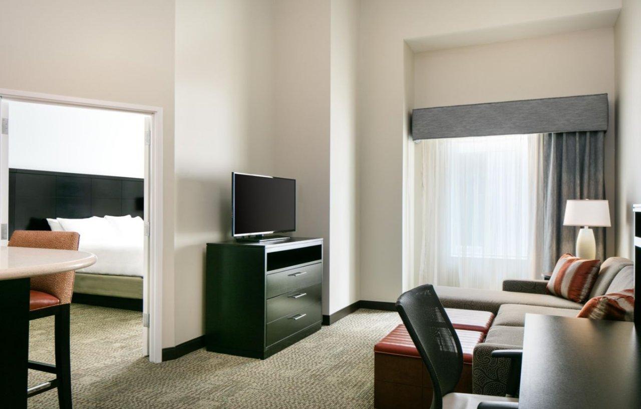 สเตย์ บริดจ์ สวีท เดสโมนส์ ดาวน์ทาวน์ Hotel ดิมอยน์ ภายนอก รูปภาพ